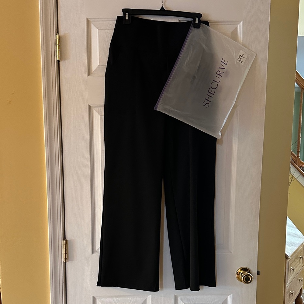 Black Women's Pants